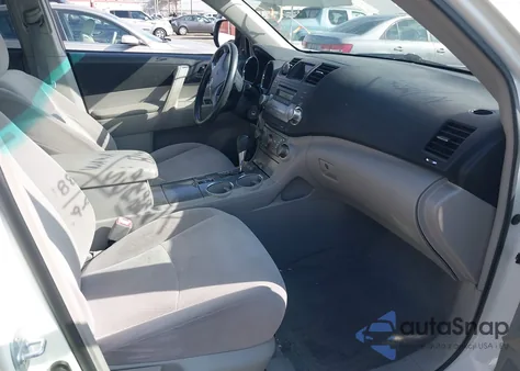 2010 Toyota Highlander z USA, uszkodzony, nr VIN JTEZA3EH7A2010286